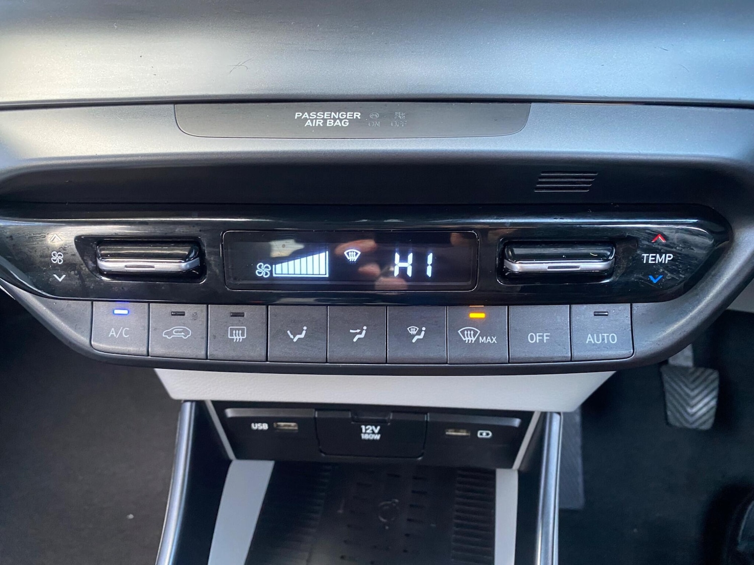 Used Hyundai i20 2022 for sale - 76990530: Photo 35