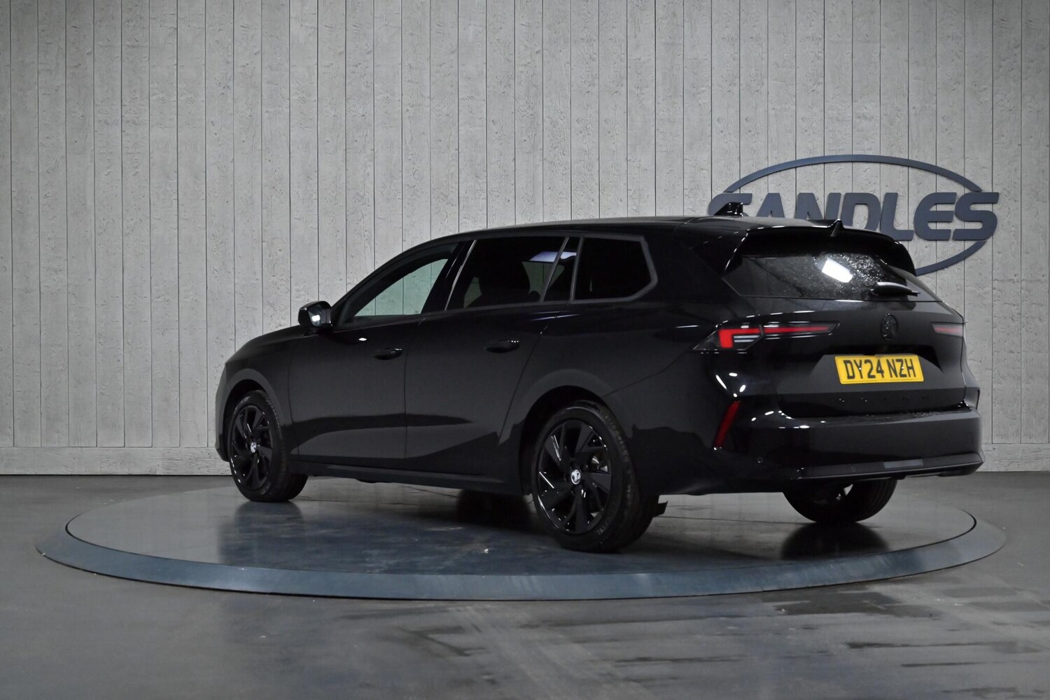 Used Vauxhall Astra 2024 for sale - 76388934: Photo 4