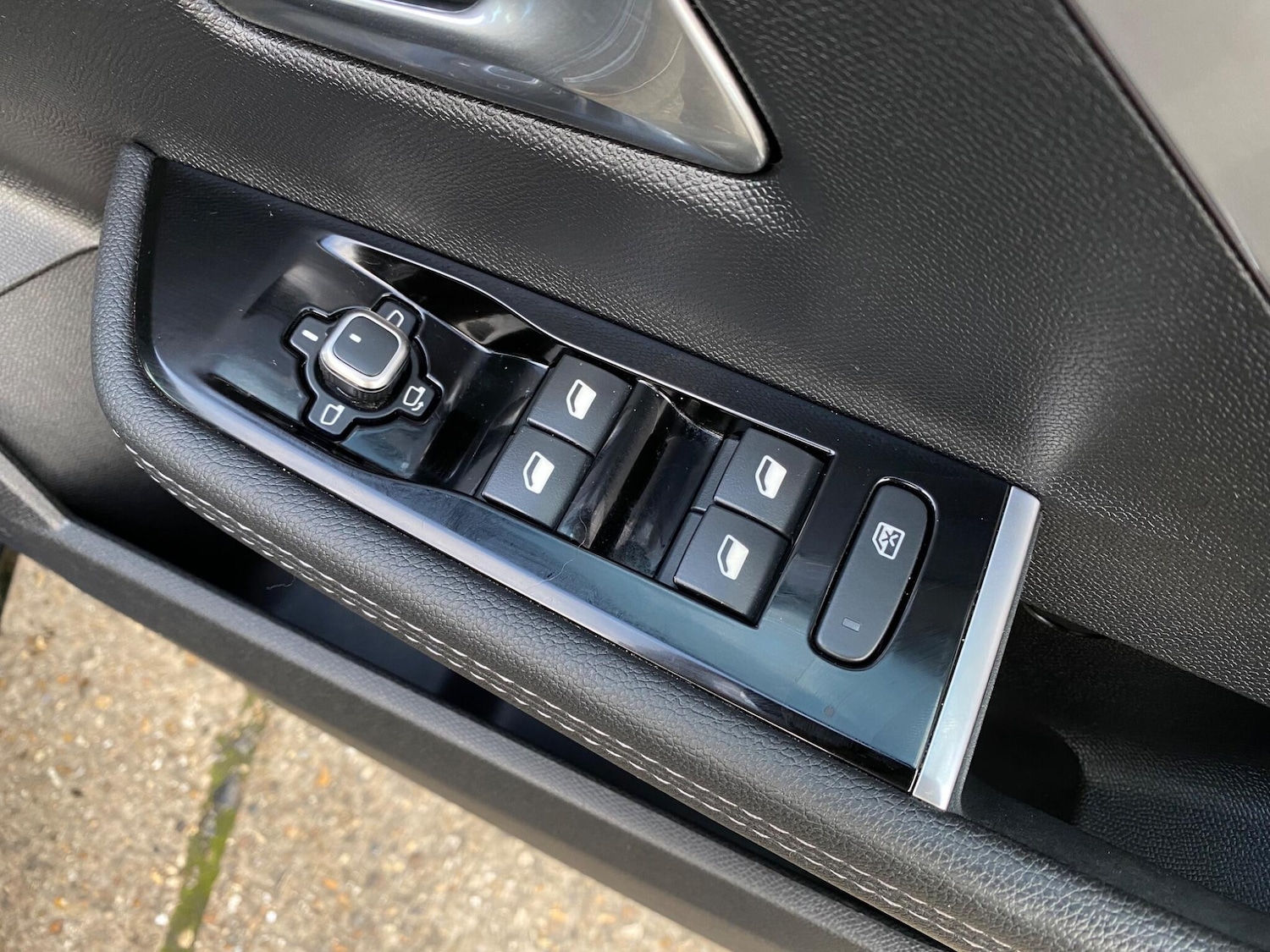 Used Vauxhall Astra 2024 for sale - 76388934: Photo 47