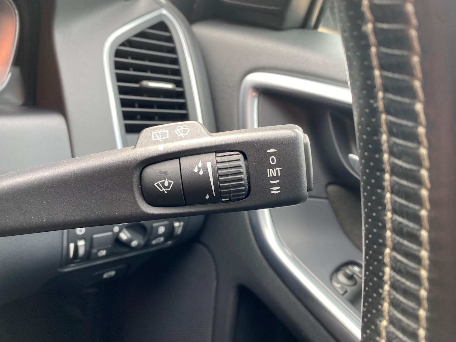 Used Volvo XC60 2016 for sale - 75978192: Photo 39