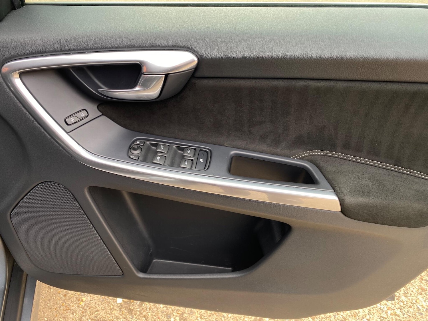 Used Volvo XC60 2016 for sale - 75978192: Photo 45