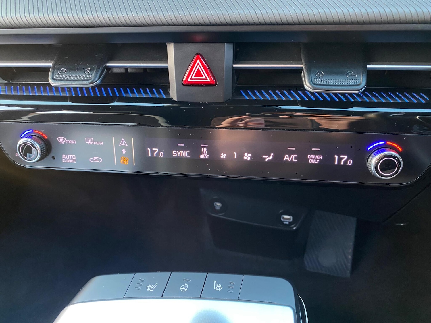 Used Kia EV6 2022 for sale - 76850242: Photo 35