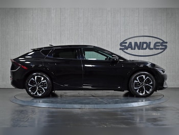 Used Kia EV6 2022 for sale - 76850242: Photo