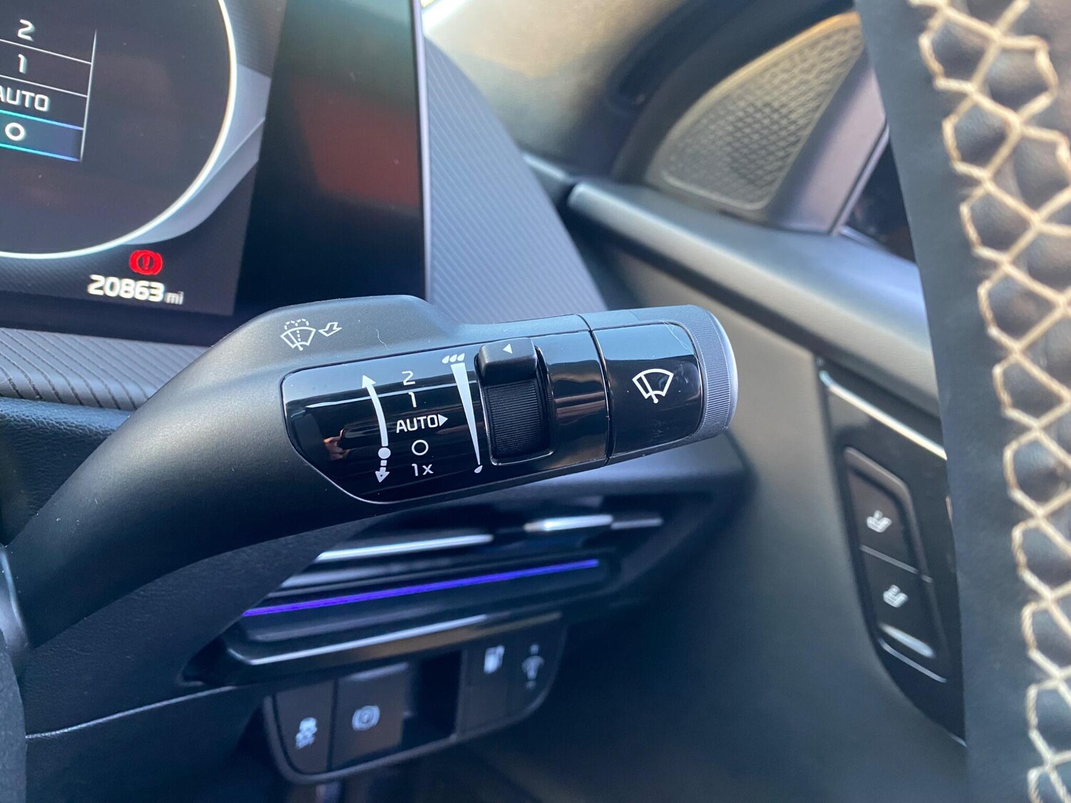 Used Kia EV6 2022 for sale - 76850242: Photo 42