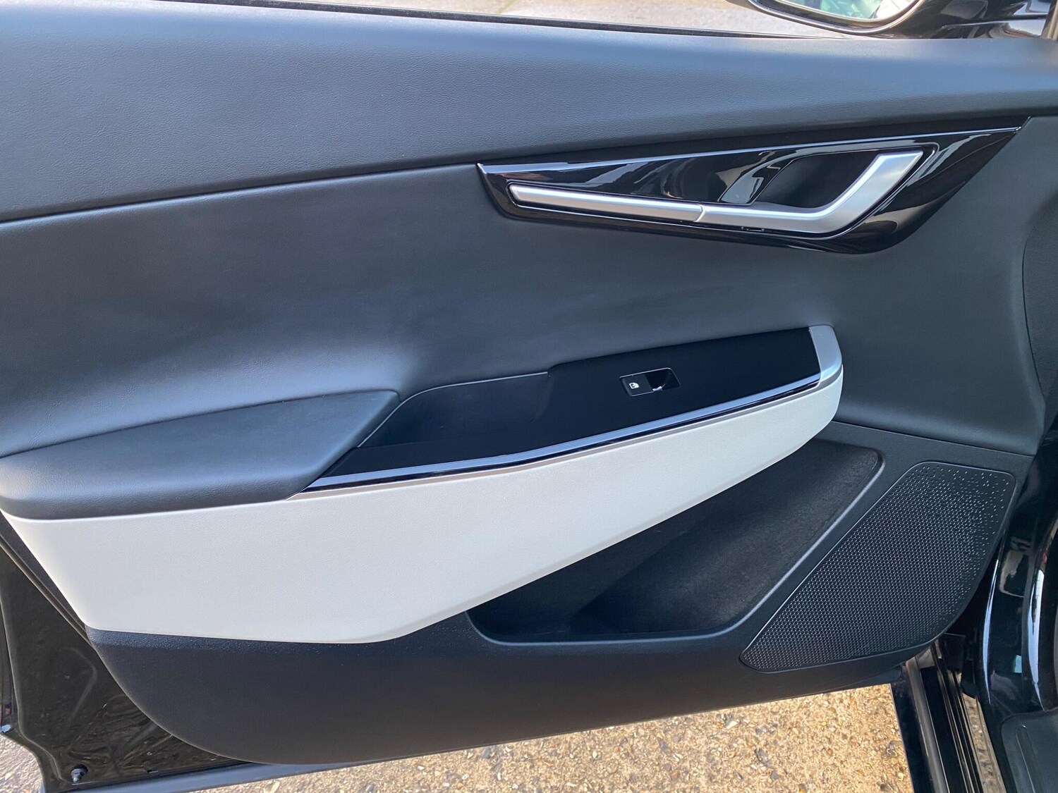 Used Kia EV6 2022 for sale - 76850242: Photo 50