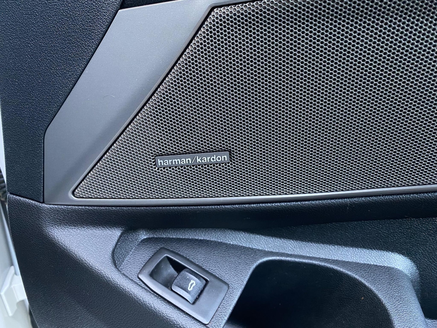 Used BMW 3 Series 2021 for sale - 76572536: Photo 51