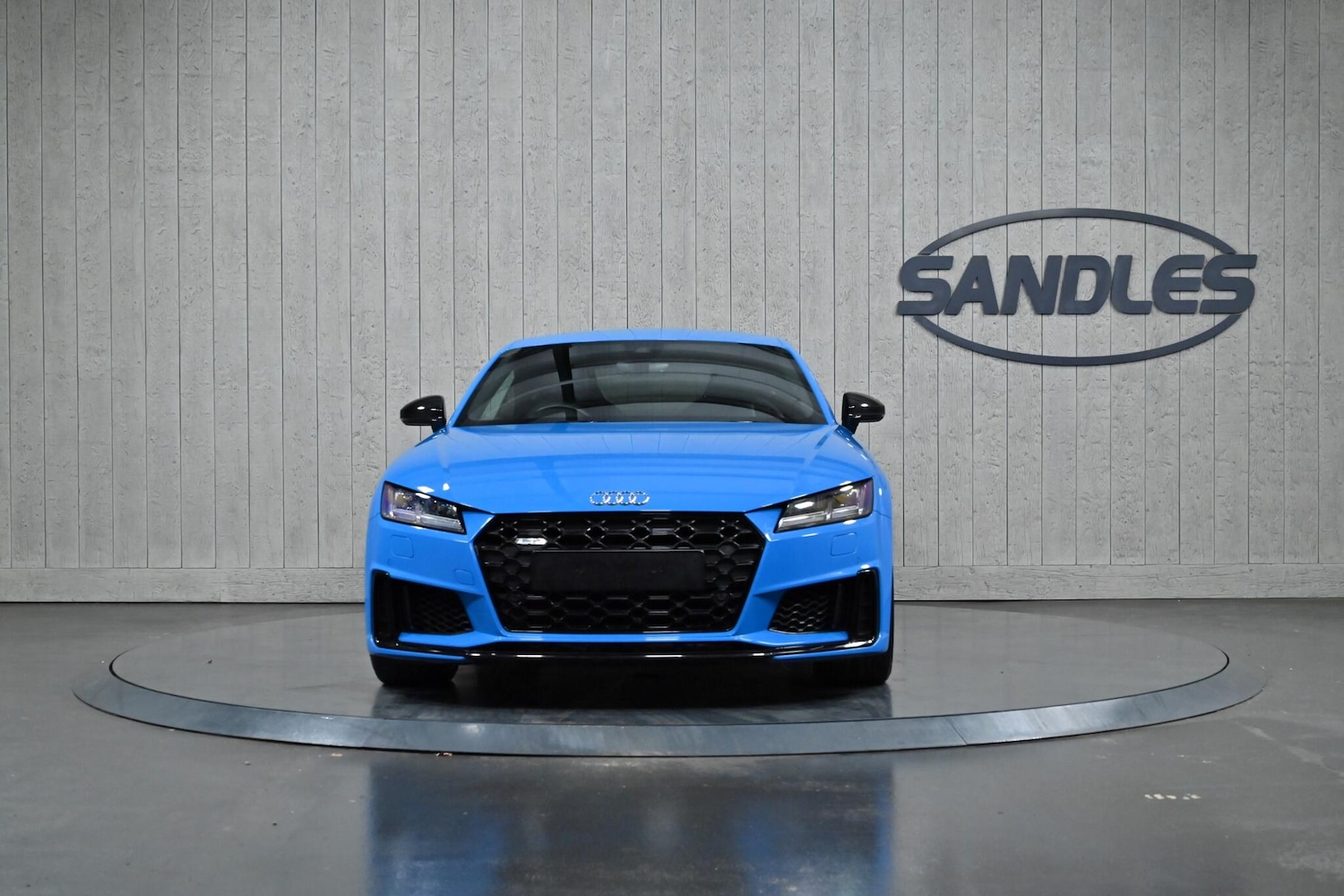 Used Audi TT 2021 for sale - 77120490: Photo 2