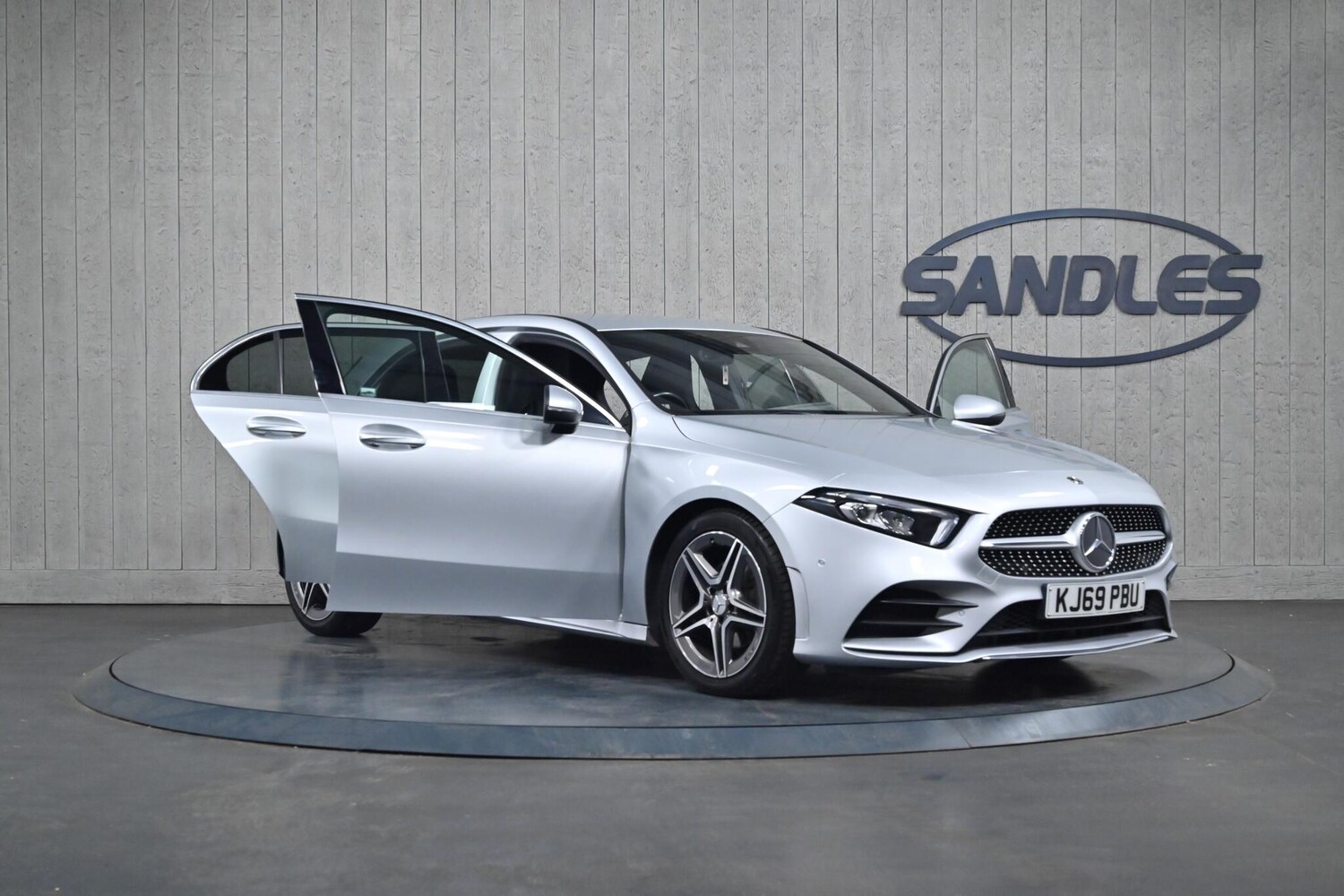 Used Mercedes-Benz A-Class 2020 for sale - 76026393: Photo 8