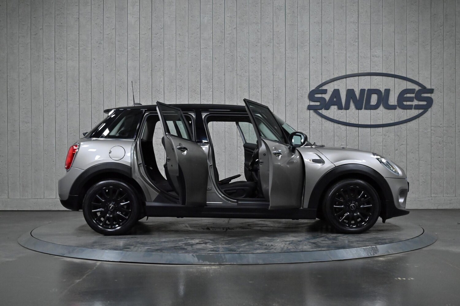 Used MINI Hatch 2019 for sale - 77291625: Photo 12