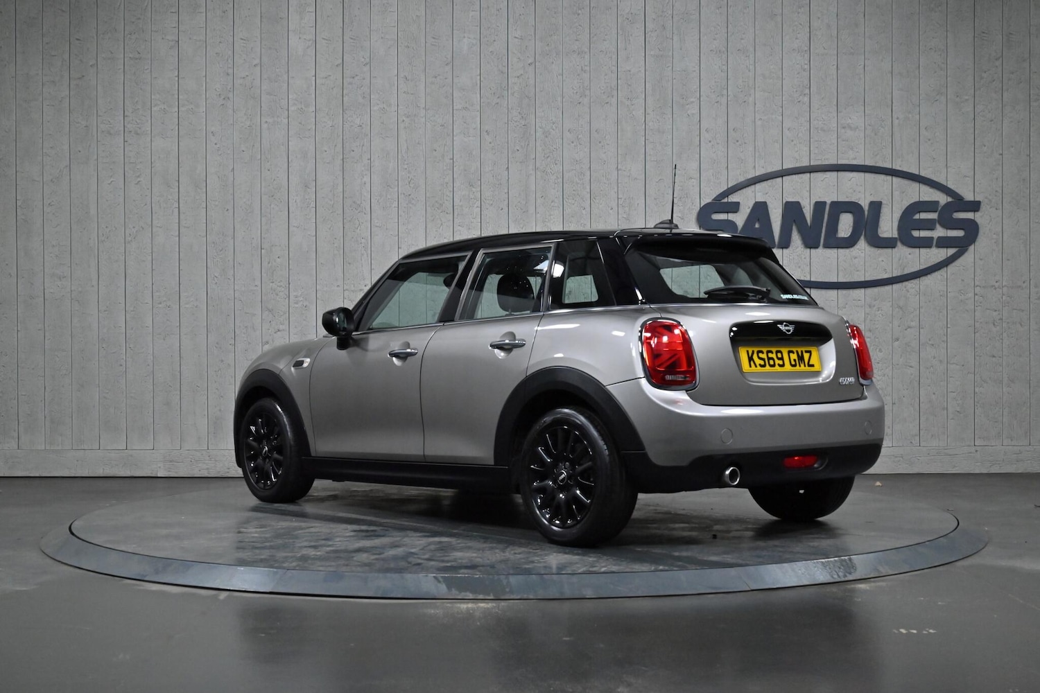 Used MINI Hatch 2019 for sale - 77291625: Photo 3