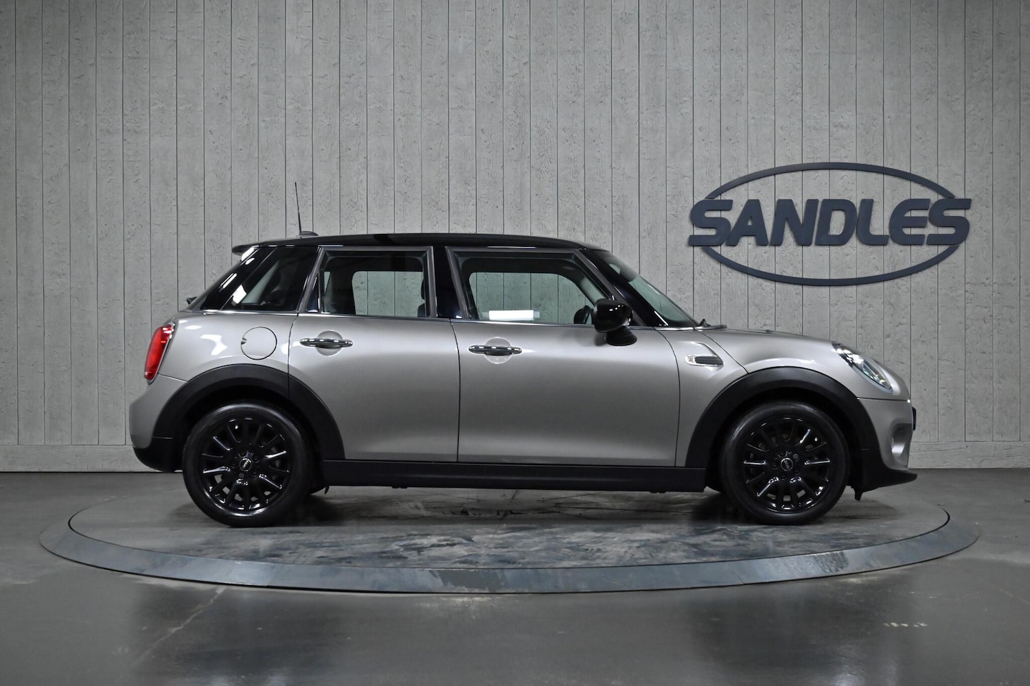 Used MINI Hatch 2019 for sale - 77291625: Photo 5