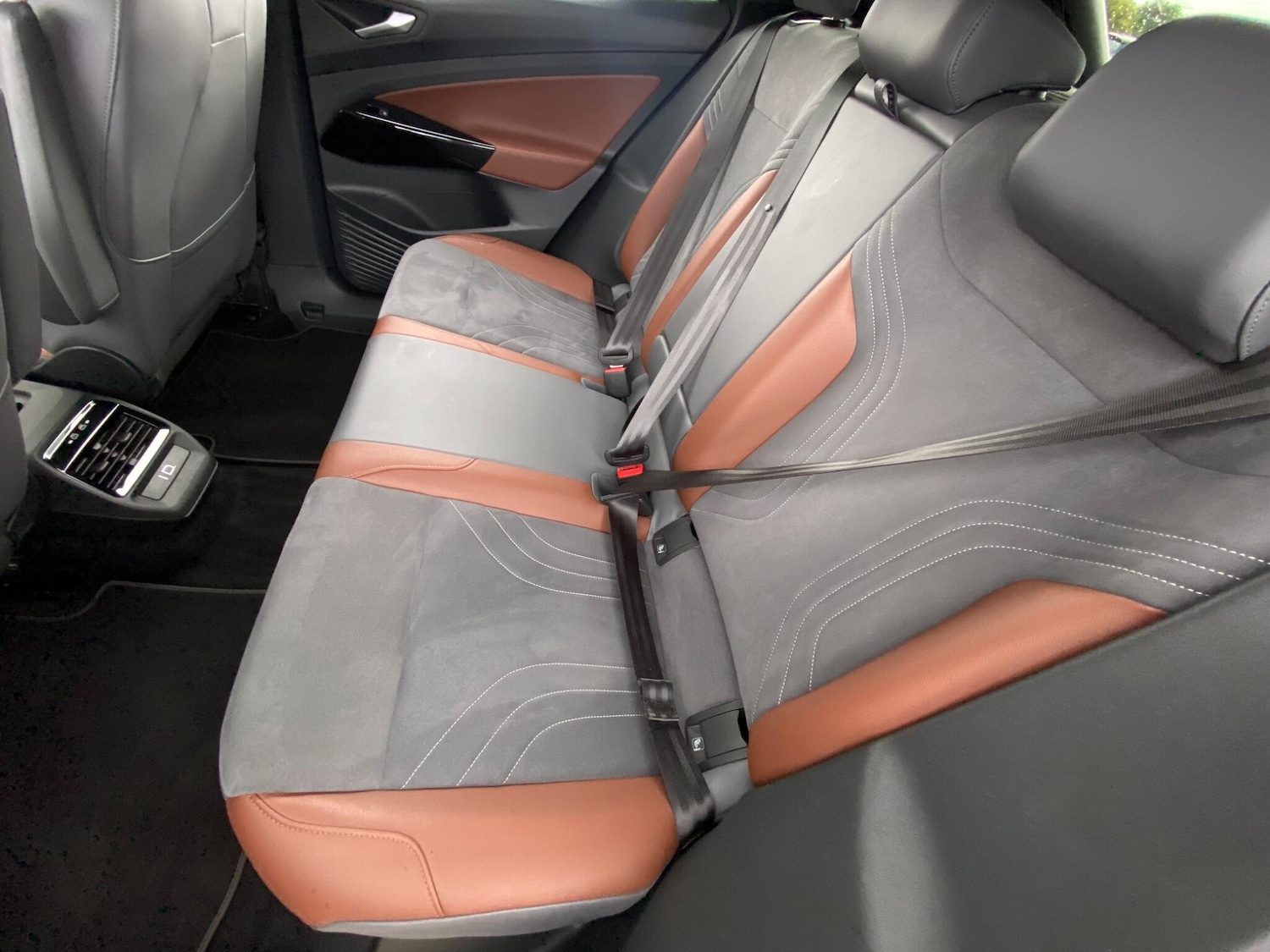 Used Volkswagen ID.4 2021 for sale - 76646346: Photo 28