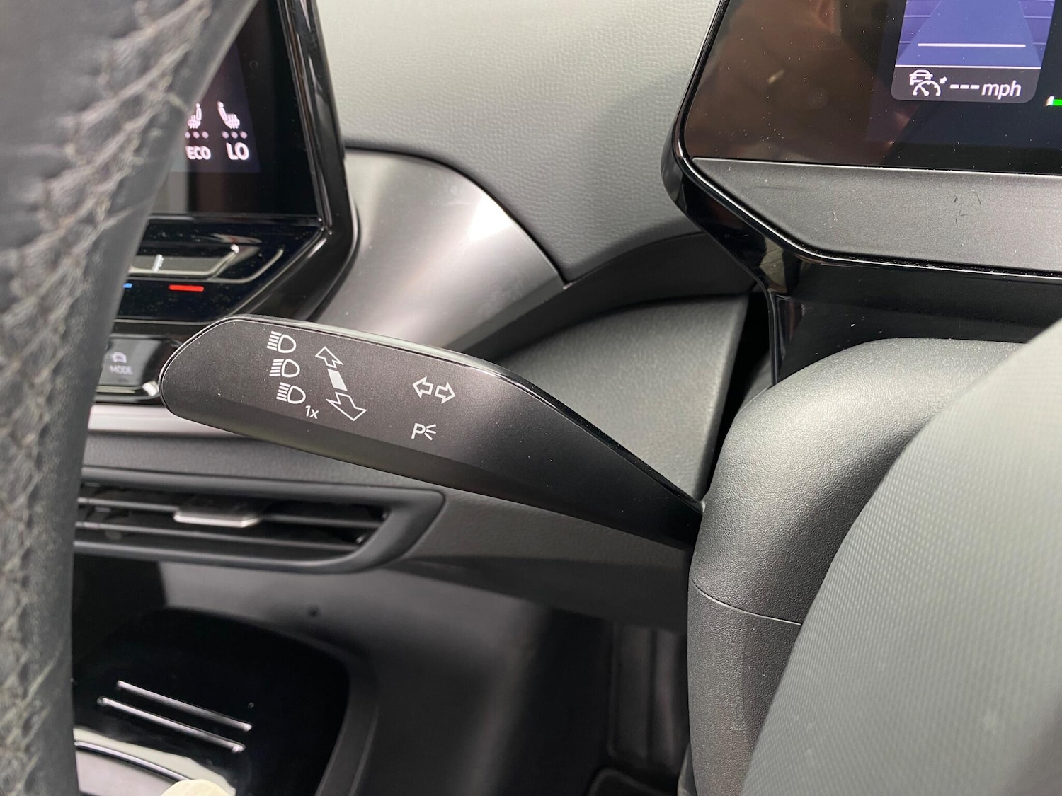 Used Volkswagen ID.4 2021 for sale - 76646346: Photo 43