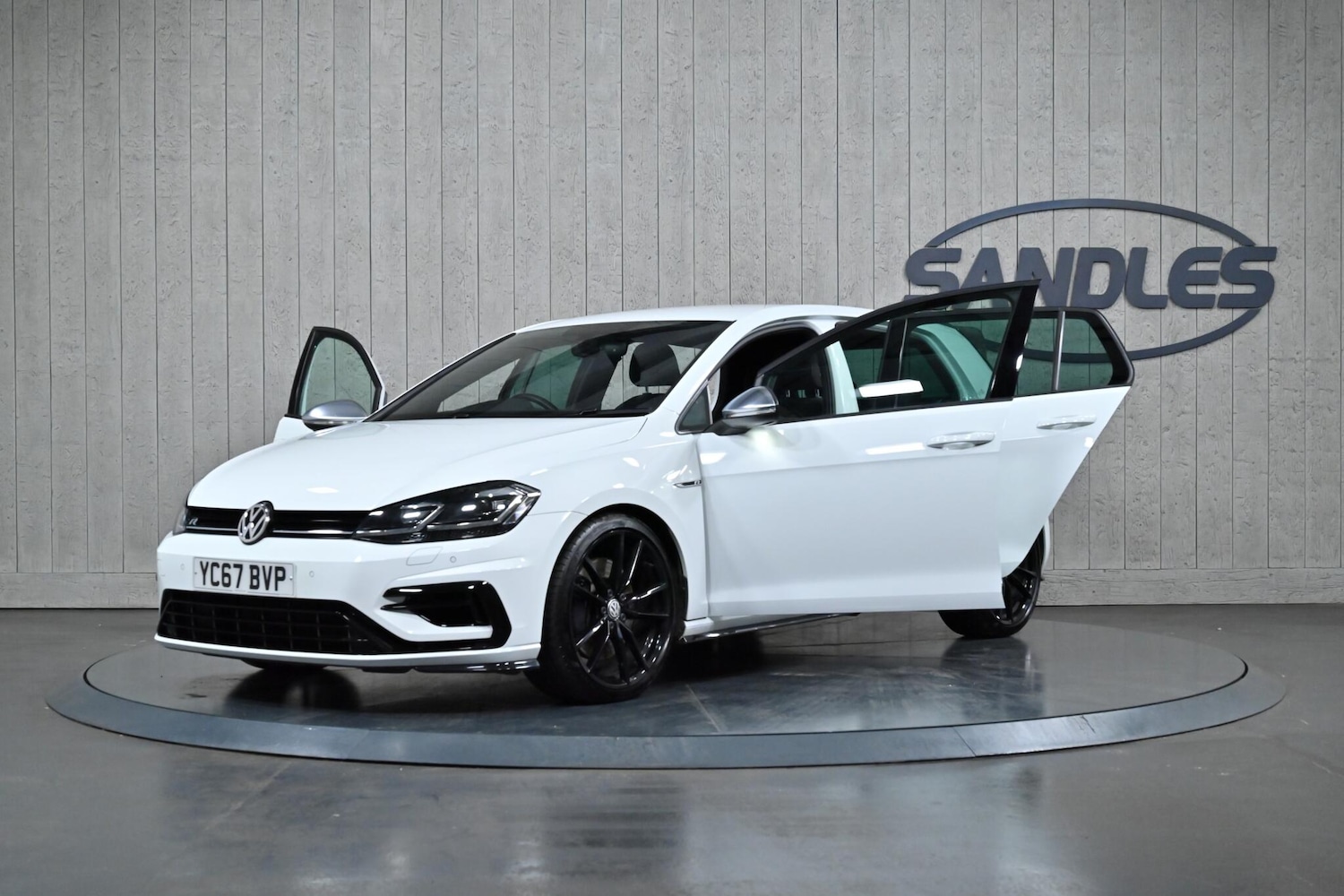 Used Volkswagen Golf 2017 for sale - 76538711: Photo 14