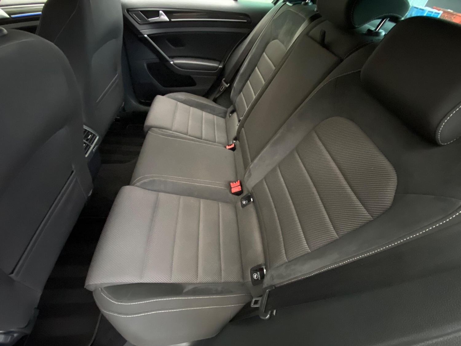 Used Volkswagen Golf 2017 for sale - 76538711: Photo 29