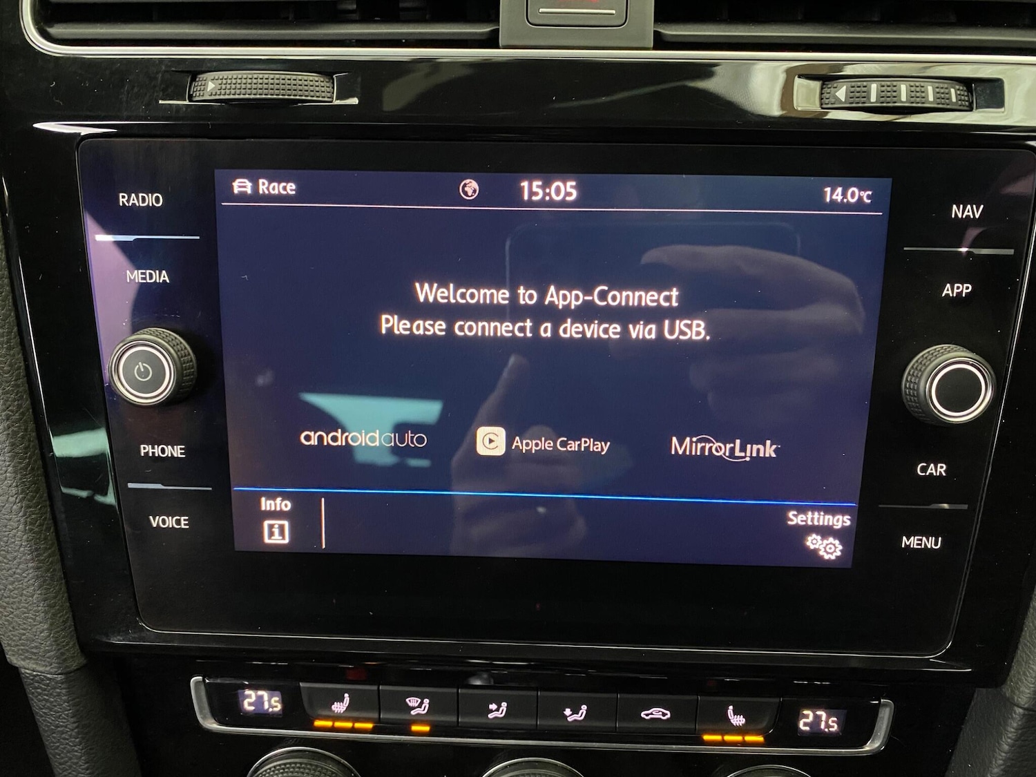 Used Volkswagen Golf 2017 for sale - 76538711: Photo 32