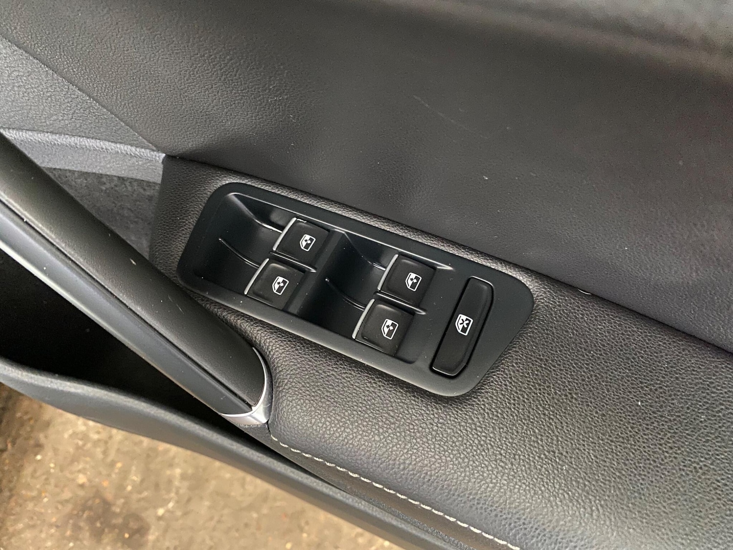 Used Volkswagen Golf 2017 for sale - 76538711: Photo 51