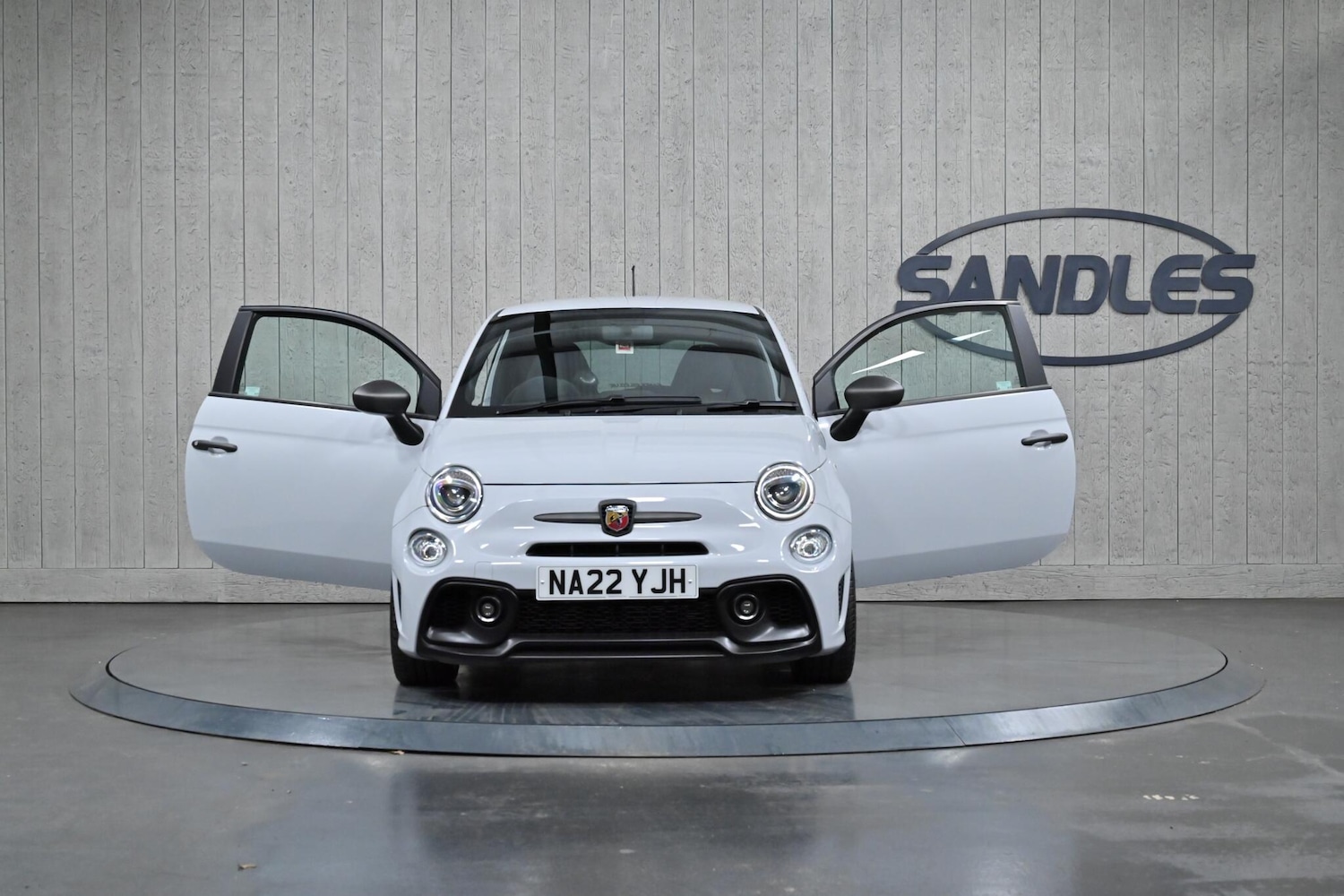 Used Abarth 595 2022 for sale - 76832748: Photo 10