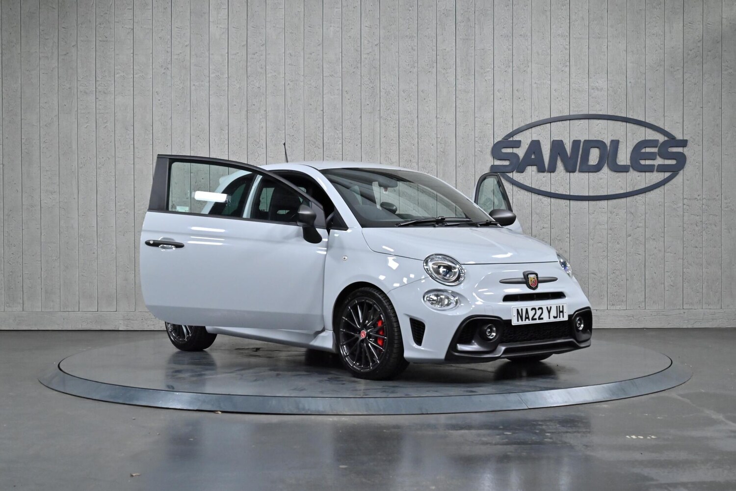 Used Abarth 595 2022 for sale - 76832748: Photo 9