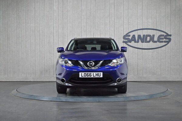 Used Nissan Qashqai 2016 for sale - 75707833: Photo 2
