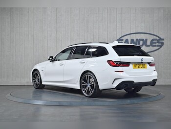 Used BMW 3 Series 2021 for sale - 76996693: Photo