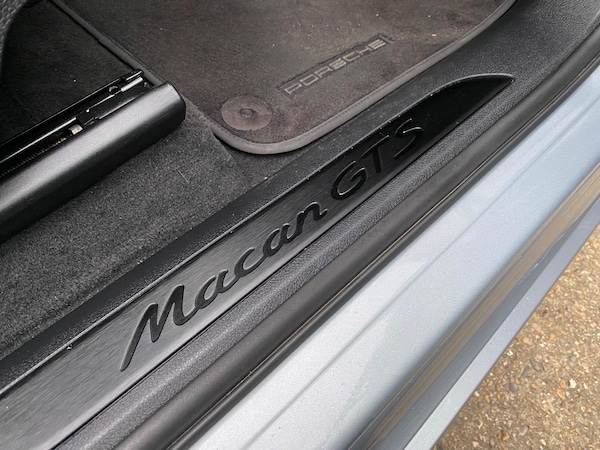 Used Porsche Macan 2020 for sale - 73118763: Photo 22