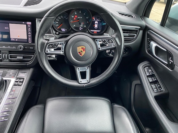 Used Porsche Macan 2020 for sale - 73118763: Photo 28
