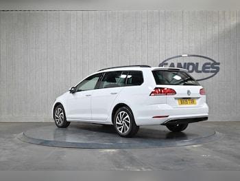 Used Volkswagen Golf 2019 for sale - 78849127: Photo