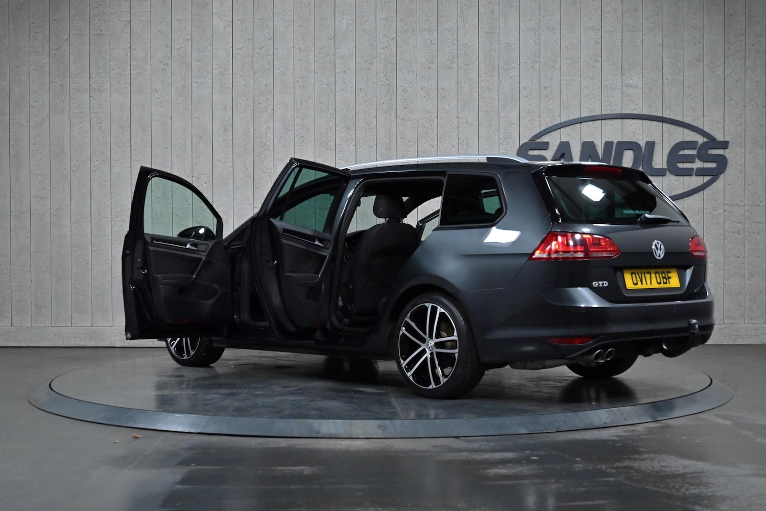 Used Volkswagen Golf 2017 for sale - 76727230: Photo 12