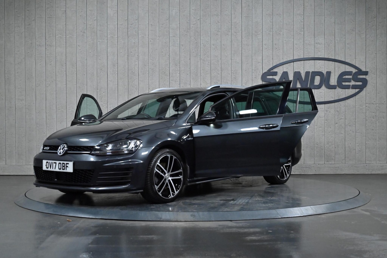 Used Volkswagen Golf 2017 for sale - 76727230: Photo 15