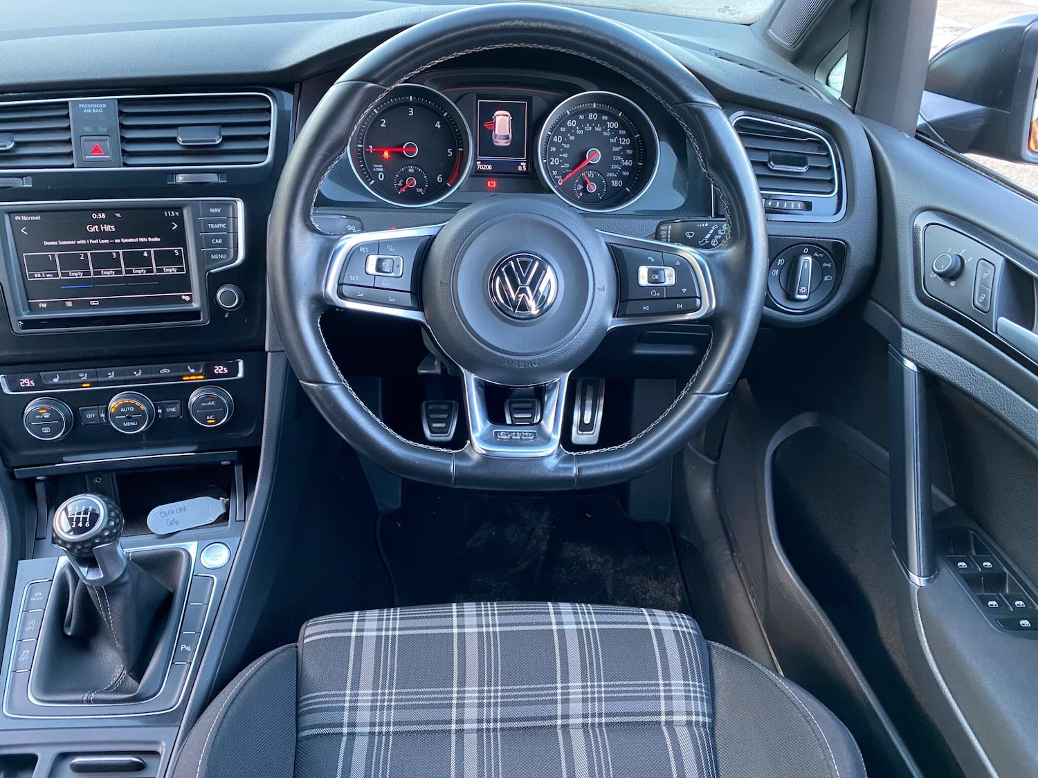 Used Volkswagen Golf 2017 for sale - 76727230: Photo 27