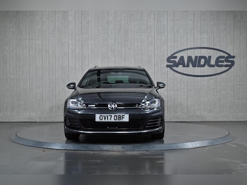 Used Volkswagen Golf 2017 for sale - 76727230: Photo