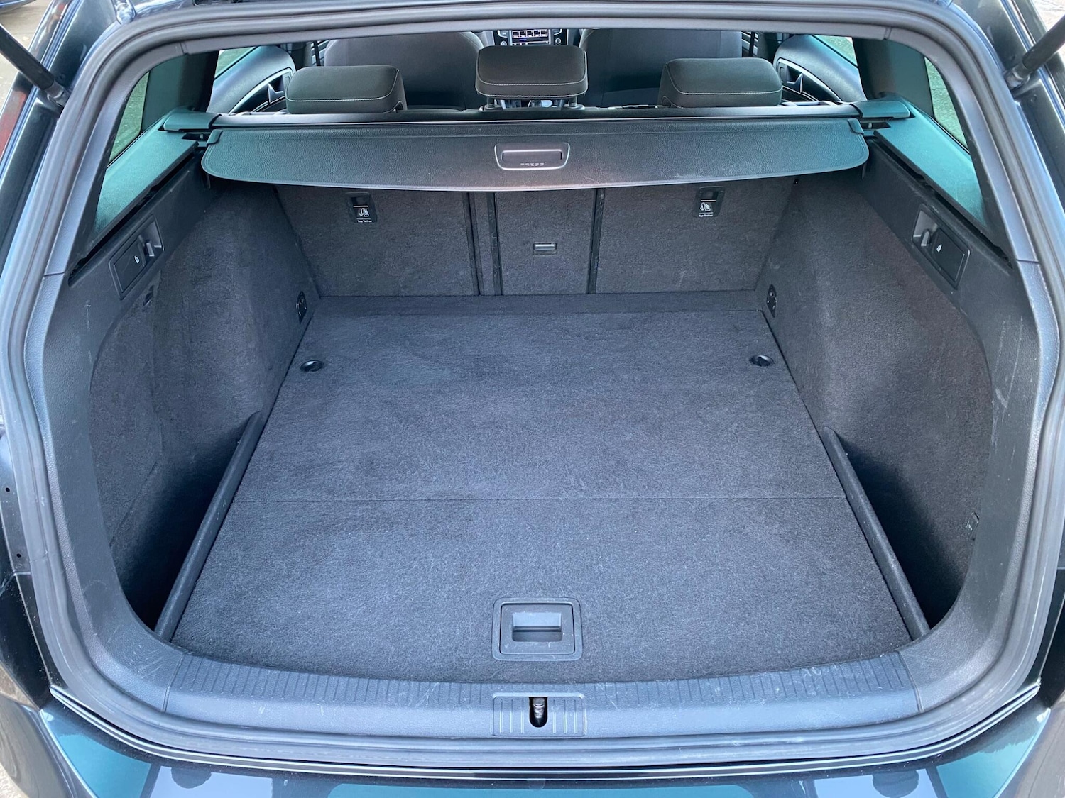 Used Volkswagen Golf 2017 for sale - 76727230: Photo 50