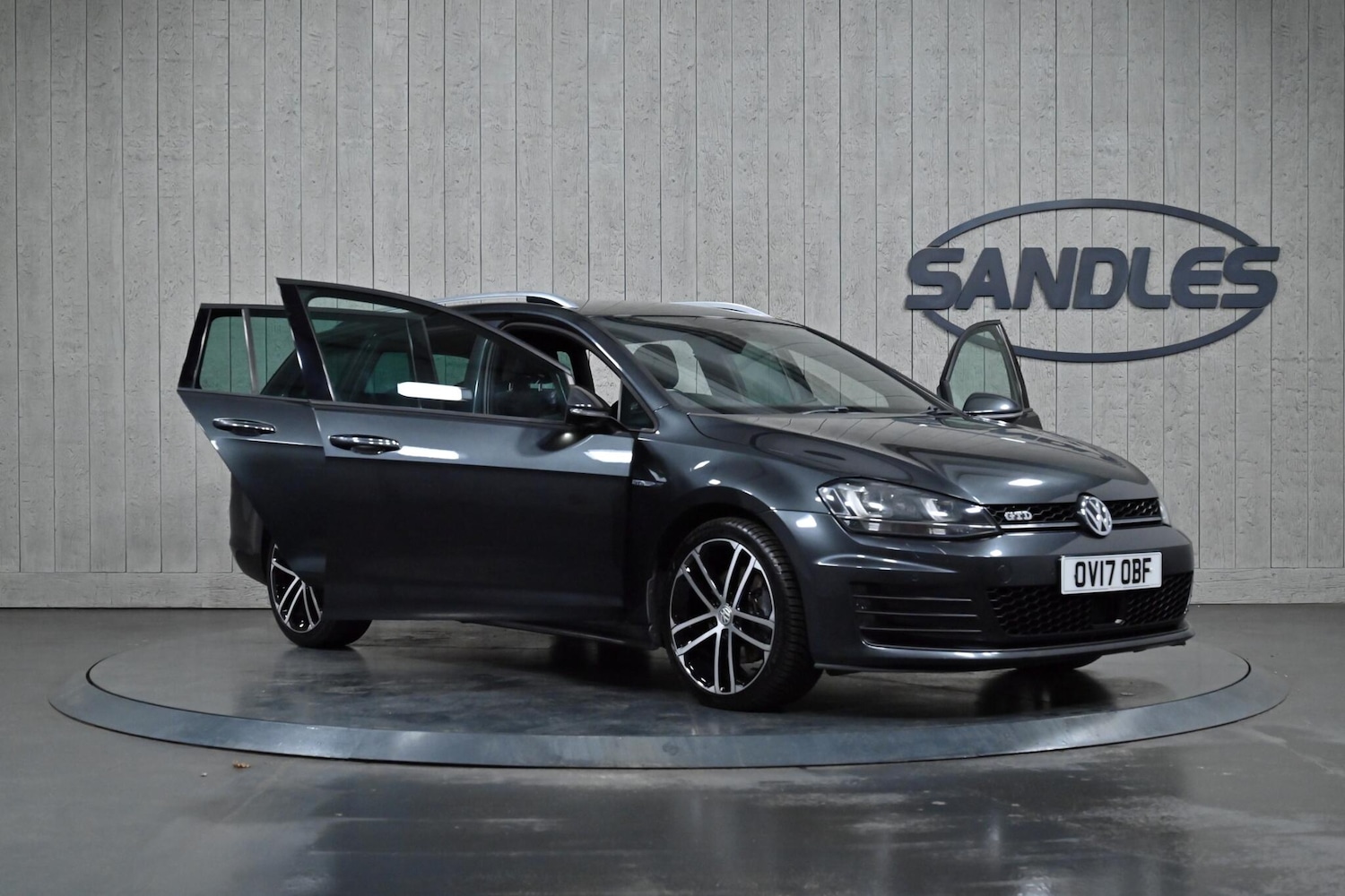 Used Volkswagen Golf 2017 for sale - 76727230: Photo 9