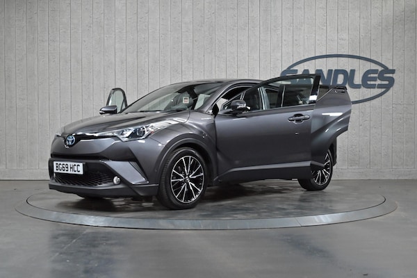 Used Toyota C-HR 2019 for sale - 74799534: Photo 14