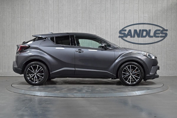 Used Toyota C-HR 2019 for sale - 74799534: Photo 3