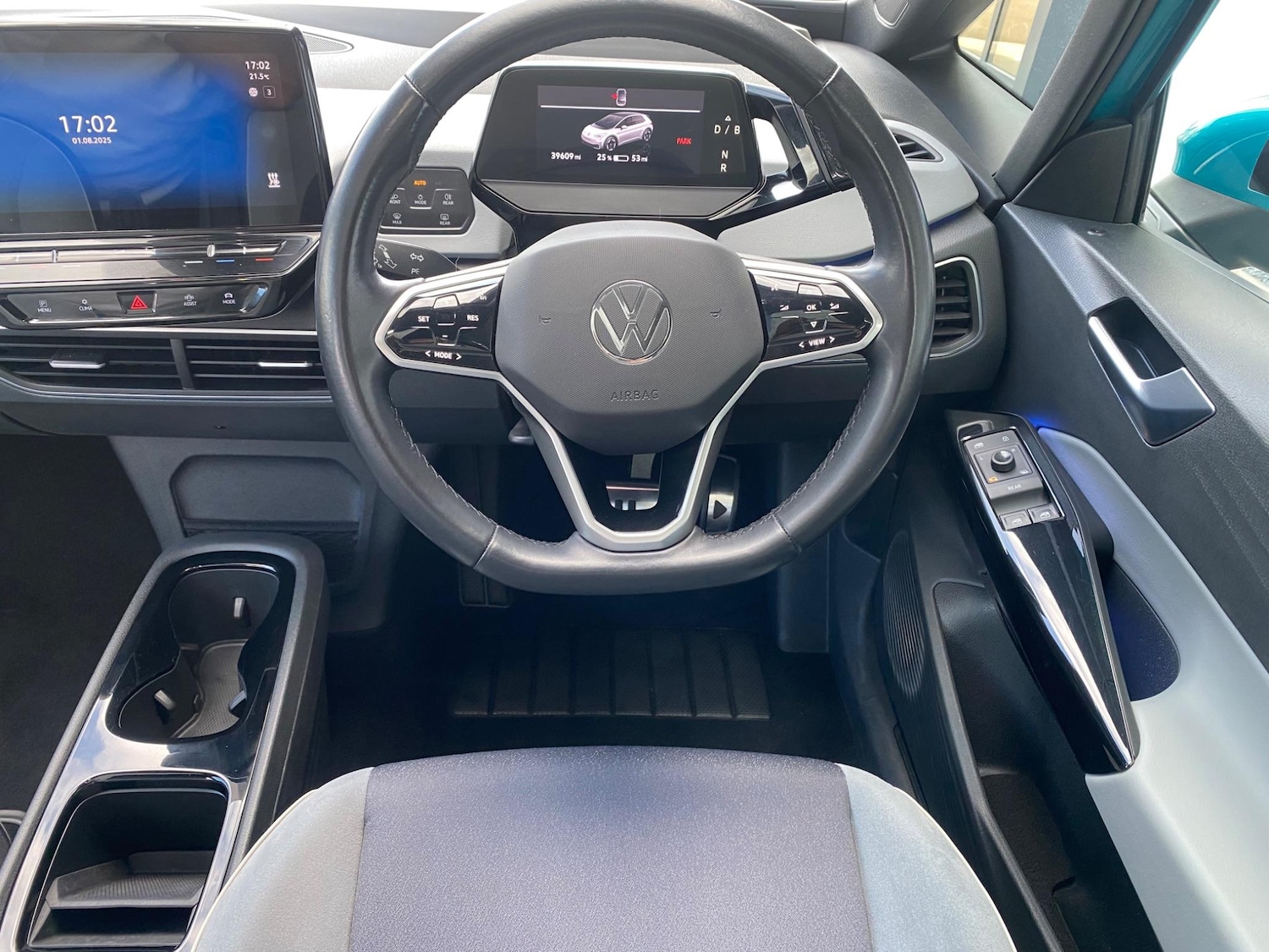 Vehicle 28