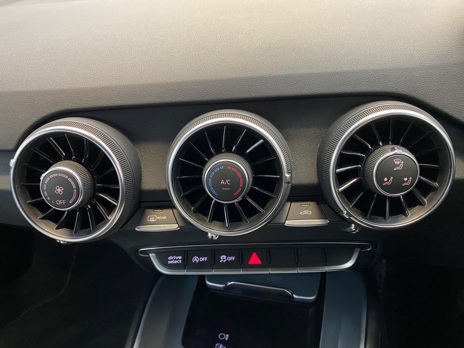 Used Audi TT 2021 for sale - 77120709: Photo 35