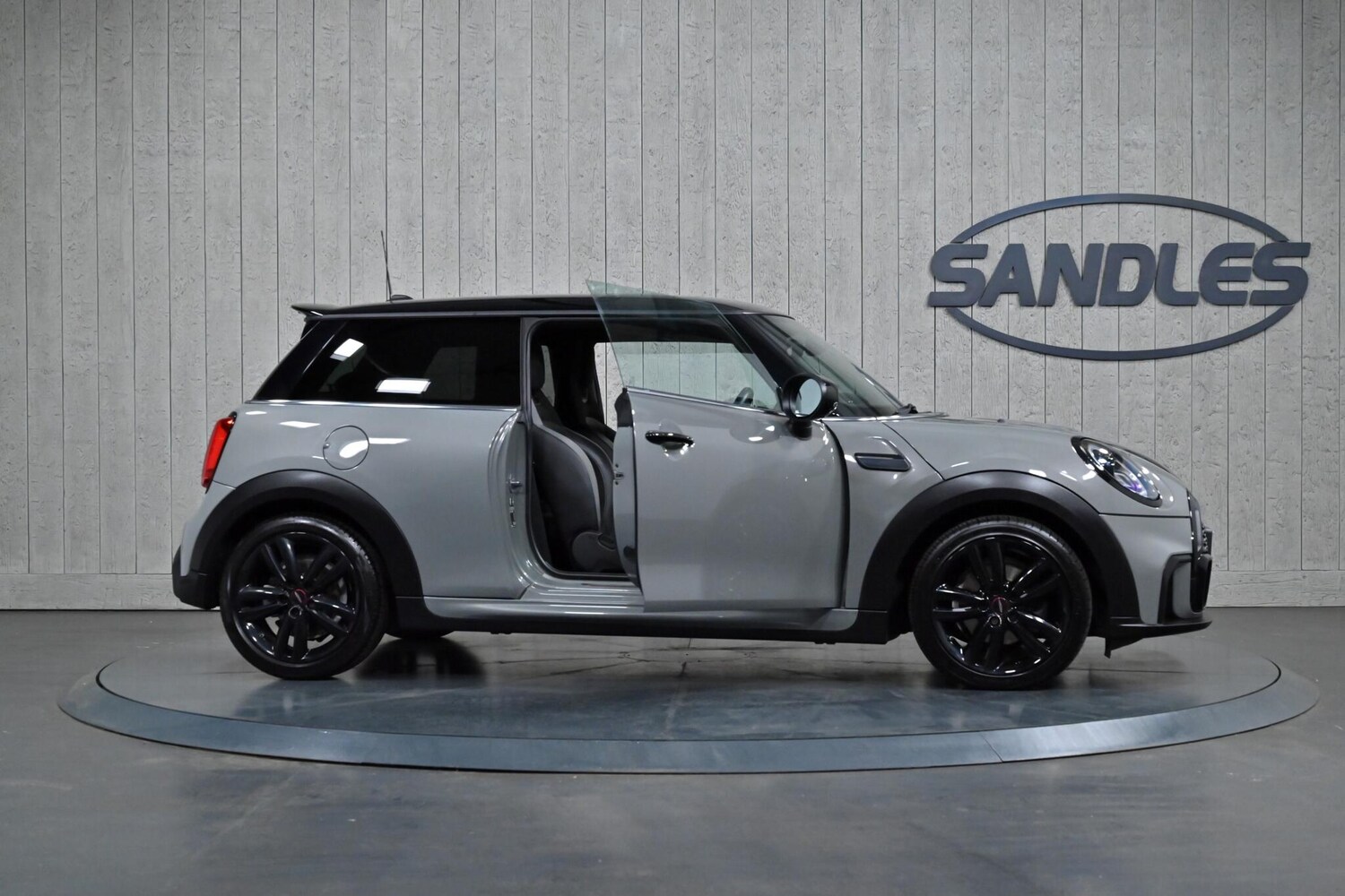 Used MINI Hatch 2021 for sale - 76381298: Photo 11