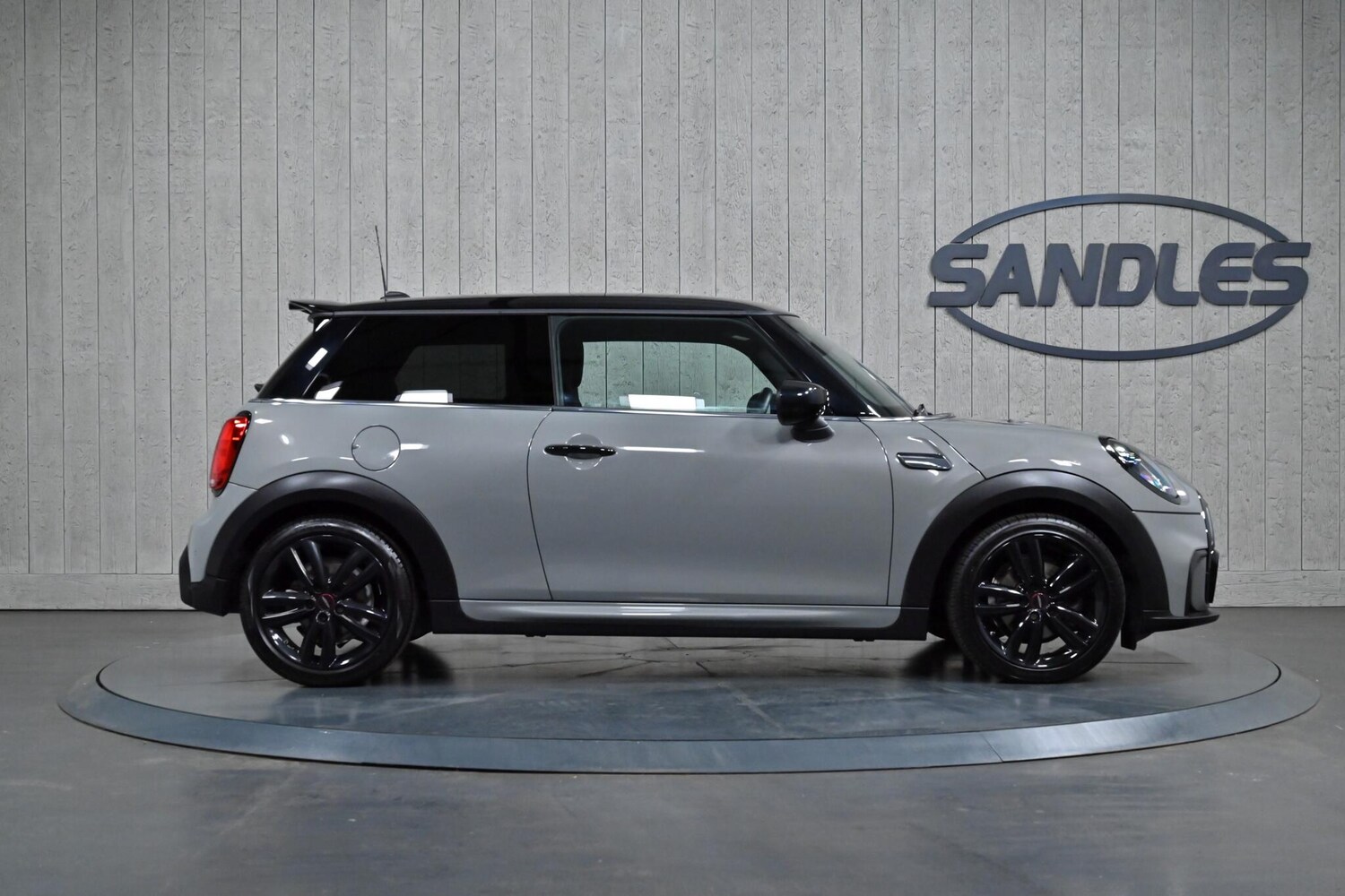 Used MINI Hatch 2021 for sale - 76381298: Photo 3