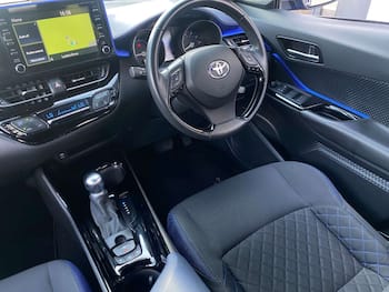 Used Toyota C-HR 2020 for sale - 79263750: Photo