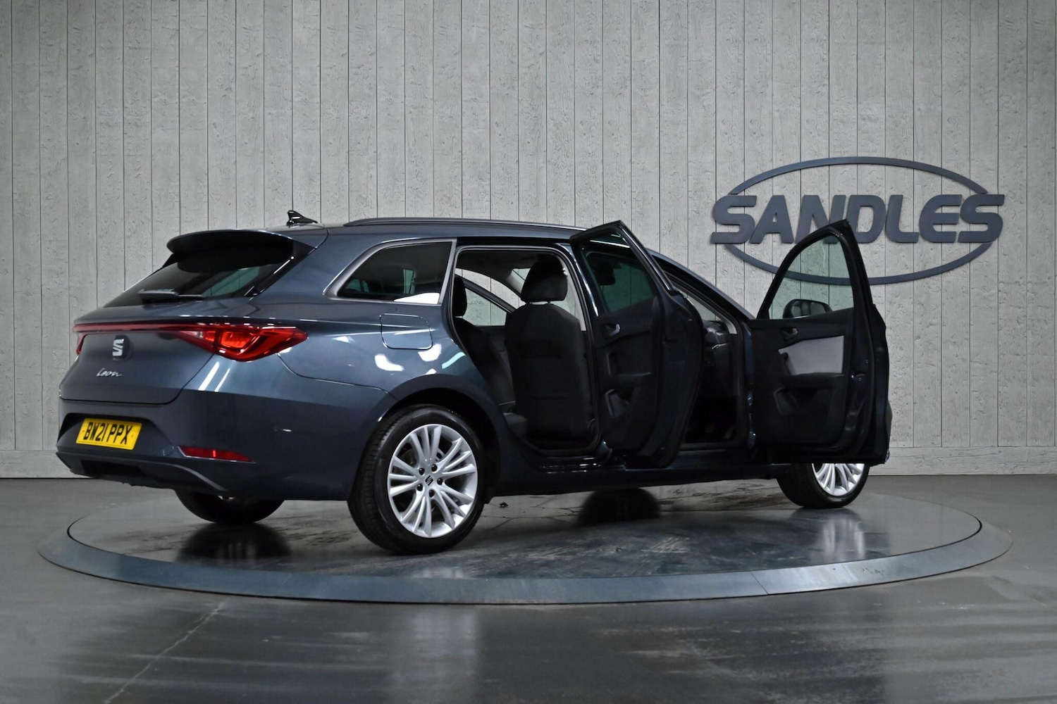 Used SEAT Leon 2021 for sale - 76997089: Photo 14