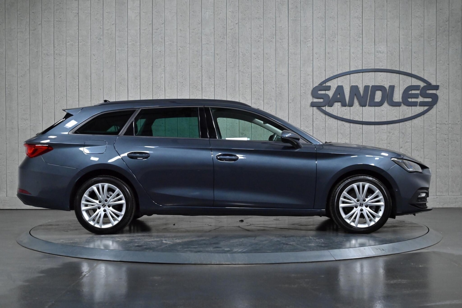 Used SEAT Leon 2021 for sale - 76997089: Photo 3