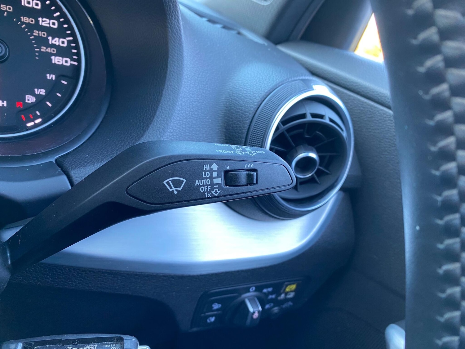 Used Audi Q2 2018 for sale - 76898835: Photo 41