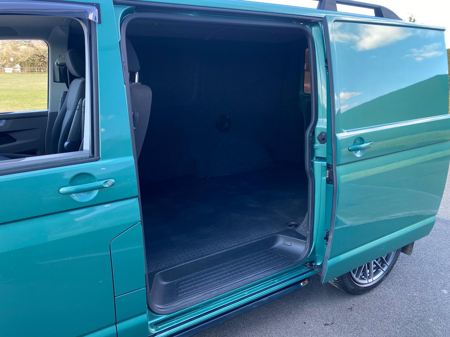 Used Volkswagen Transporter 2021 for sale - 78048259: Photo 25