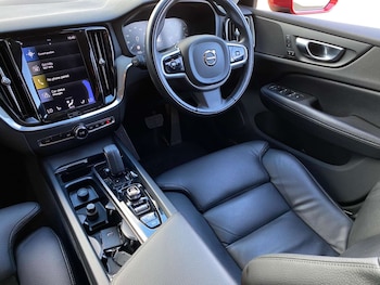 Used Volvo V60 Cross Country 2021 for sale - 78577453: Photo