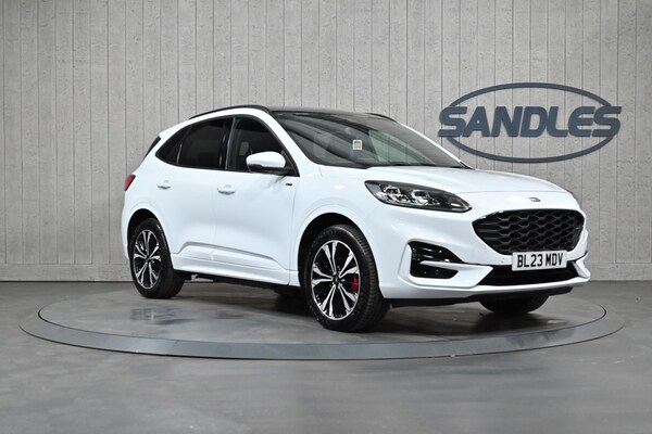 Used Ford Kuga 2023 for sale - 74934959: Photo 1