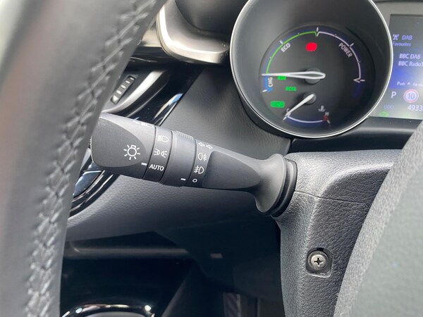 Used Toyota C-HR 2019 for sale - 74725768: Photo 39
