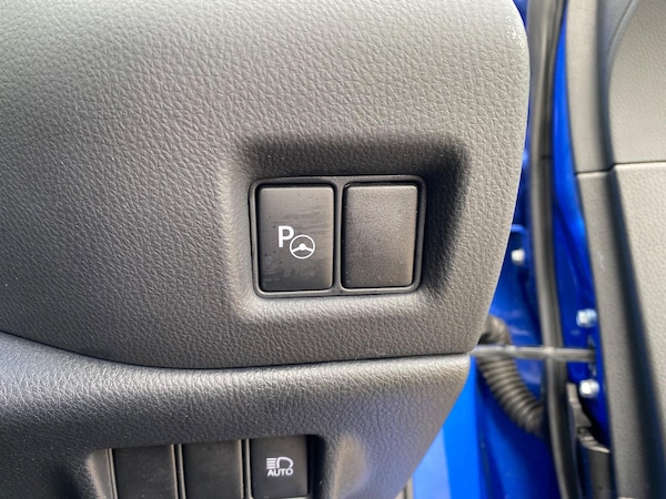 Used Toyota C-HR 2019 for sale - 74725768: Photo 41