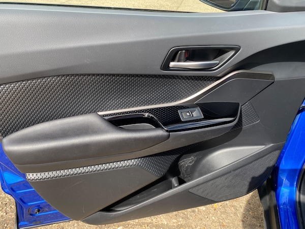Used Toyota C-HR 2019 for sale - 74725768: Photo 45